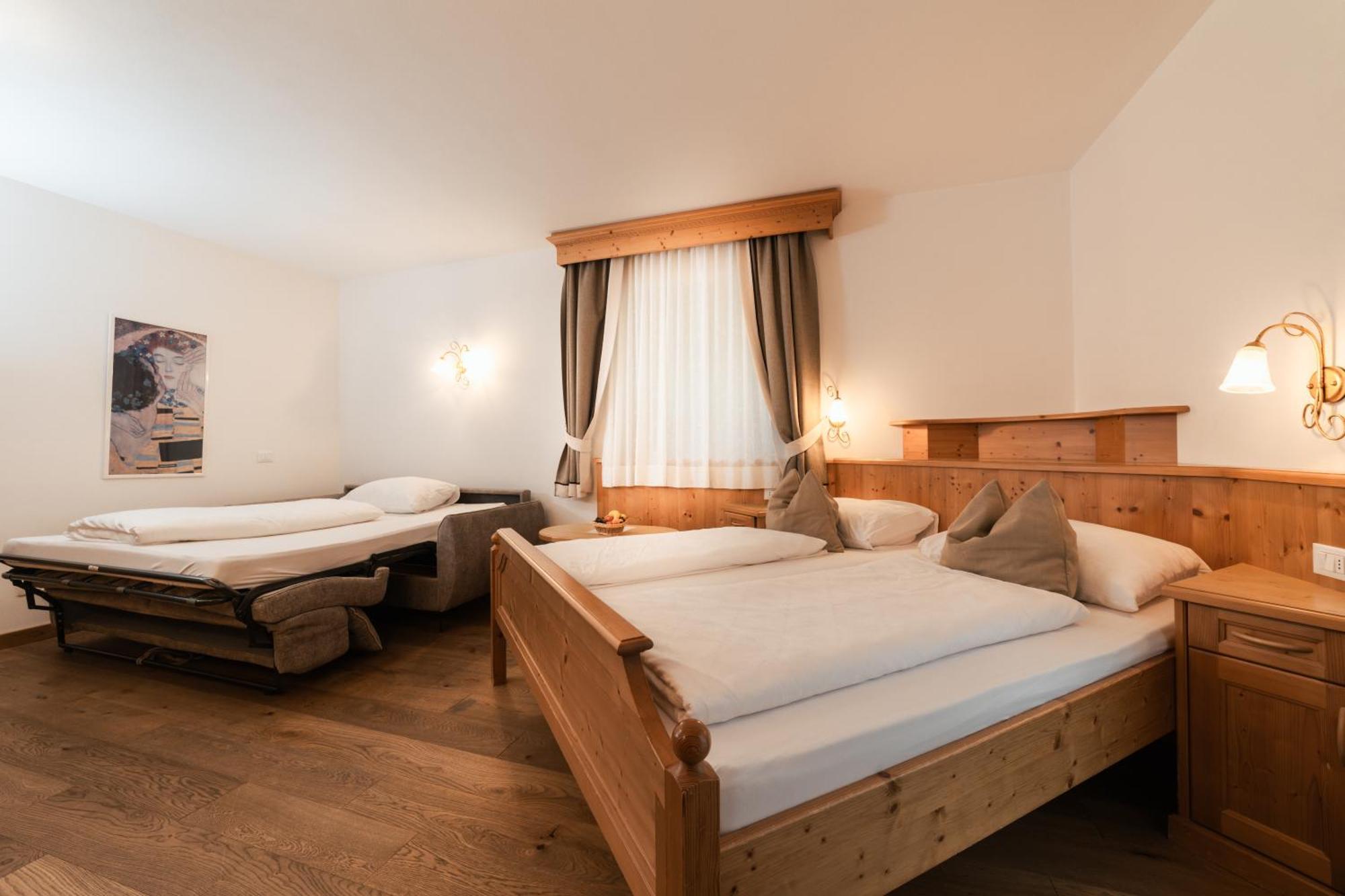 Luech Da Pcei Hotell San Cassiano  Eksteriør bilde