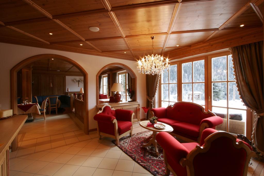 Luech Da Pcei Hotell San Cassiano  Eksteriør bilde